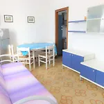 Flat With Pool-beahost Apartment