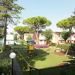 Flat With Pool-beahost